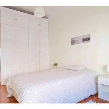 Houze Spacious Apartment In Lapa Near Riverside